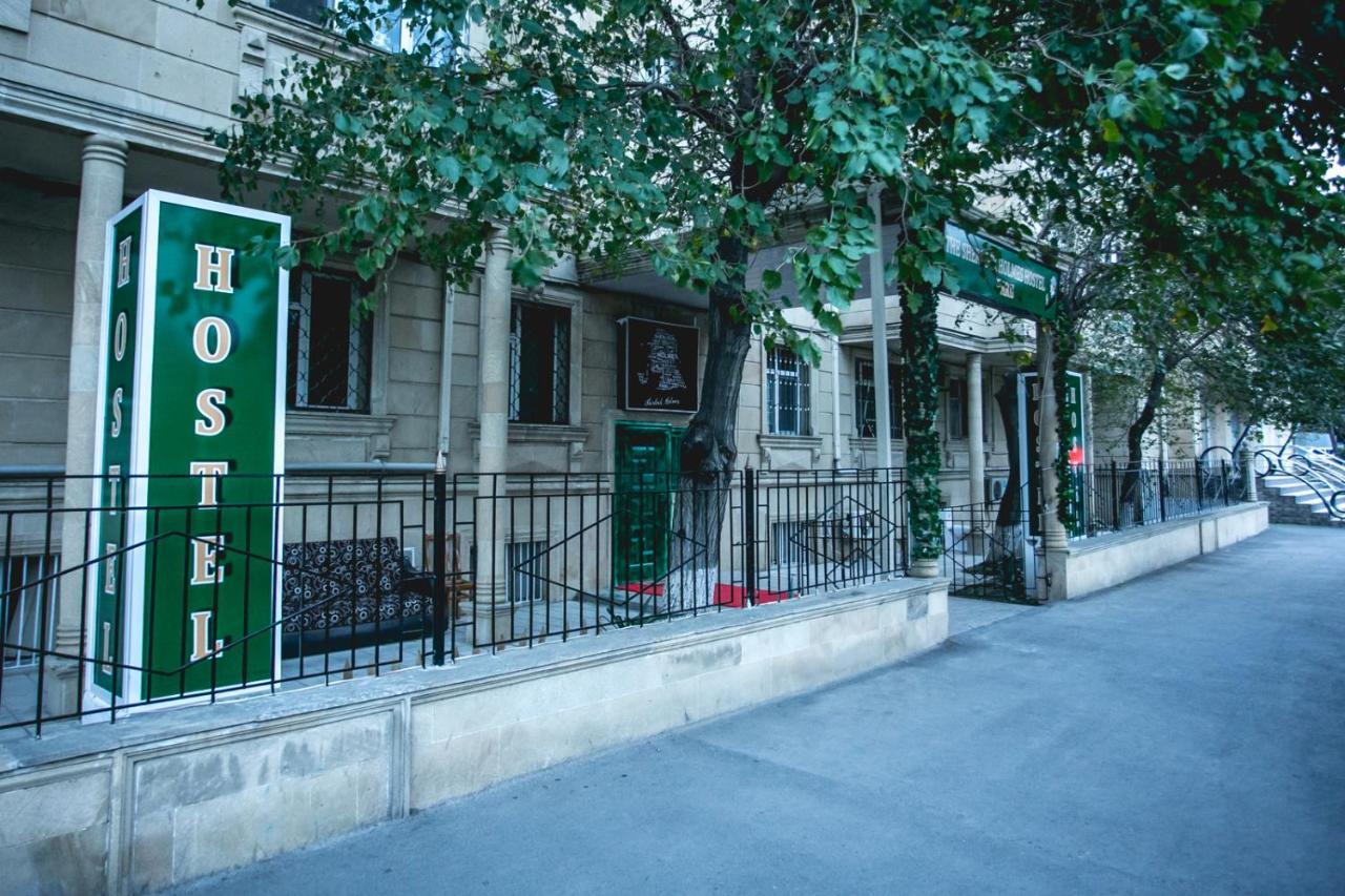 Sherlock Holmes Hostel Баку Екстер'єр фото