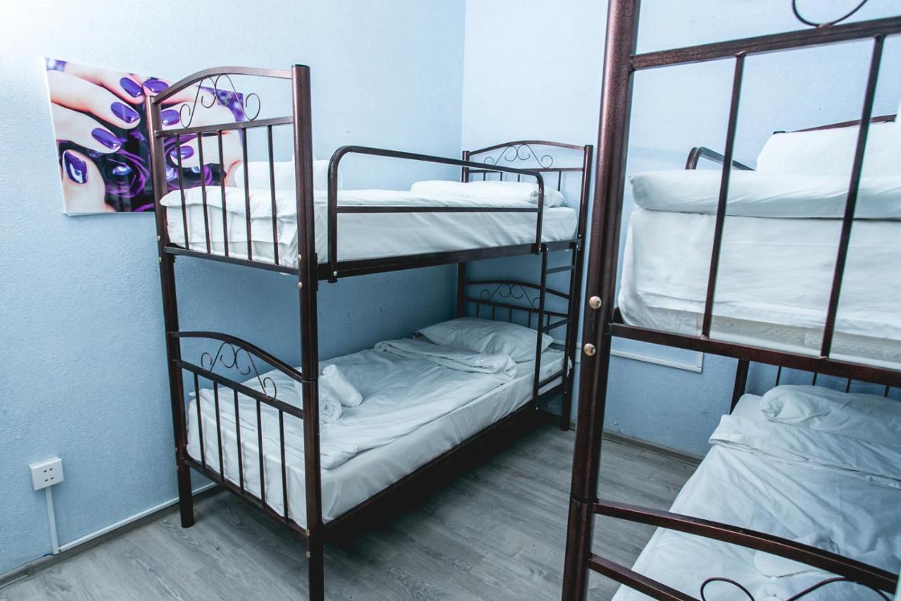 Sherlock Holmes Hostel Баку Екстер'єр фото