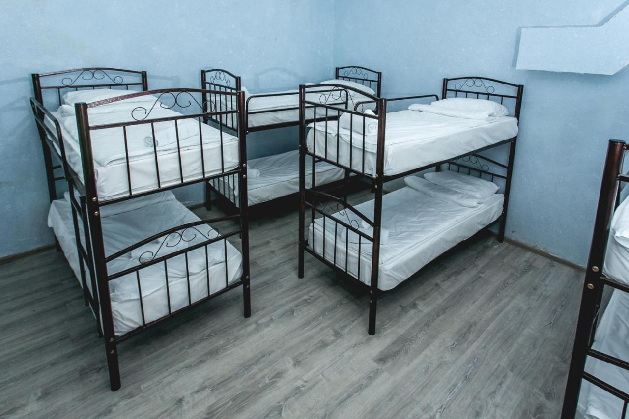 Sherlock Holmes Hostel Баку Екстер'єр фото